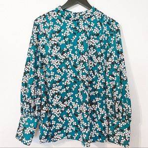 NWOT Who What Wear Flower Blouse